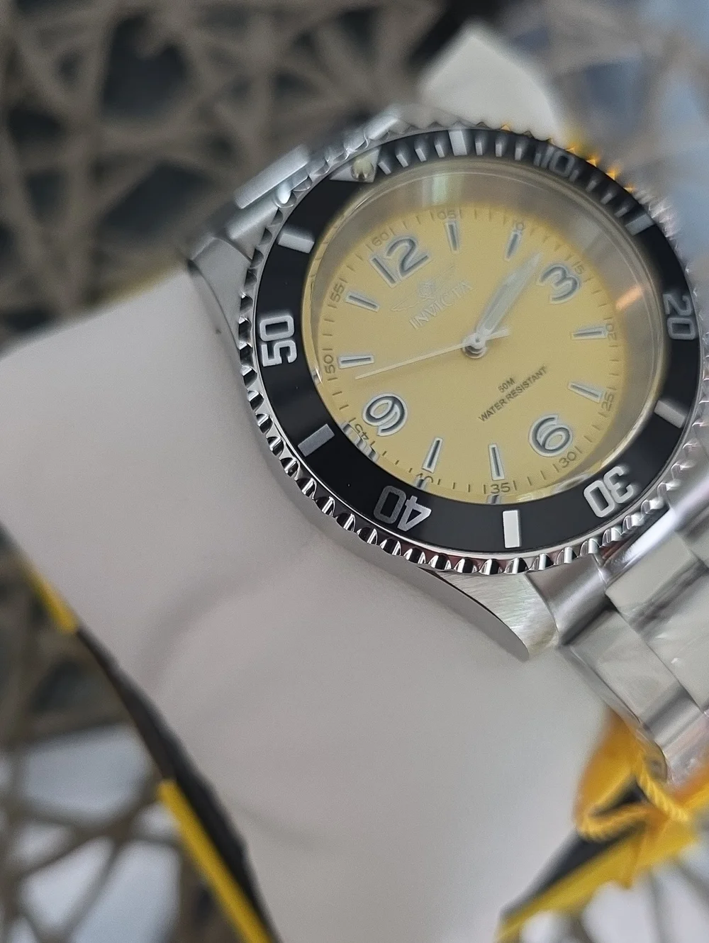 Invicta natural tan